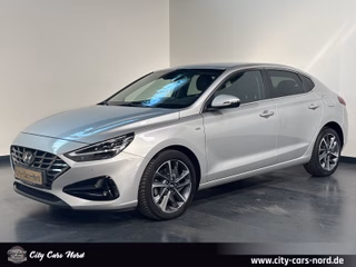 Hyundai i30 Fastback 1.5 T-GDI Mild-Hybrid KAM-SHZ-LED- - фото 1