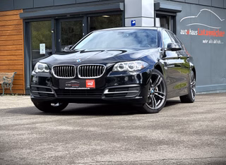 BMW 520 d xDrive Navi | Allrad | SH Used vehicle for sale | First registration 06/2016 | Price 15.890 €