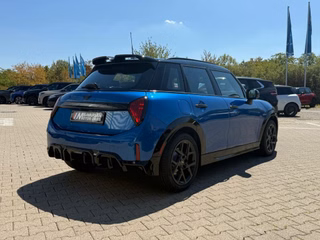 2027 MINI Cooper S 4 Door - photo 4