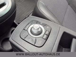 Renault Scenic III BOSE*1.HAND*KLIMA*NAVI*KEY*BT*AHK*CAM - photo 24