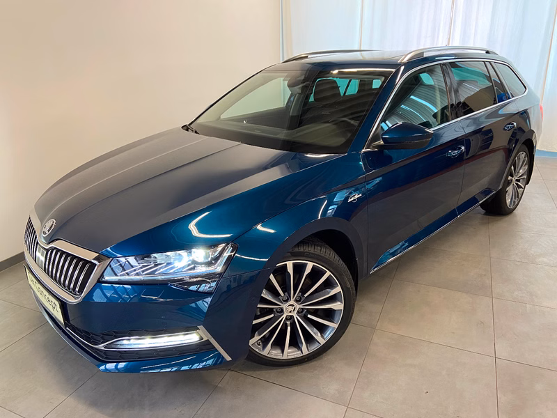 Skoda Superb Combi L&K 4x4 PANO AHK StHz