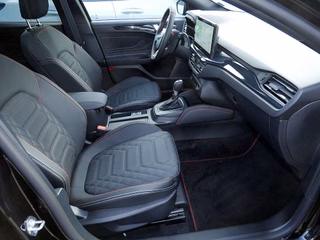 Ford Focus Ecoboost Hybrid ST-Line X ACC B&O LED PANO - foto 2