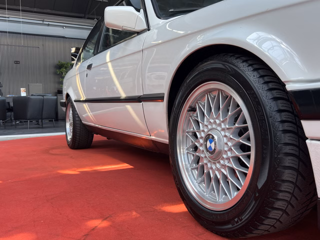 BMW E30 325I COUPE WERTGUTACHTEN - foto 8