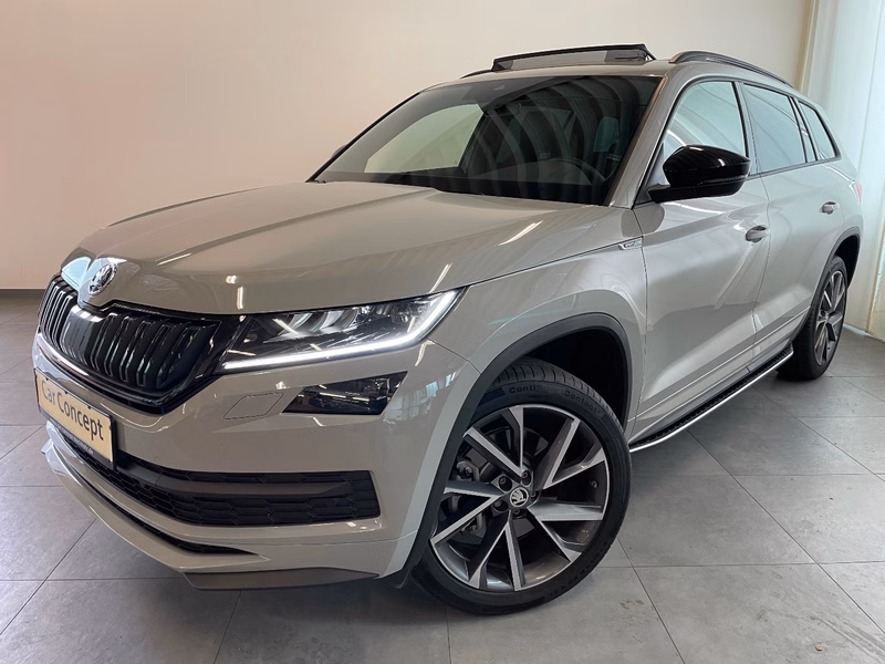 Skoda Kodiaq 2.0 TDI SPORTLINE PANO AHK StHz 7 SITZE VOLLEDER 7