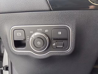 Mercedes-Benz GLA 200 AMG Line Night Autom., Pano ACC 360 Burmester - bilder 7