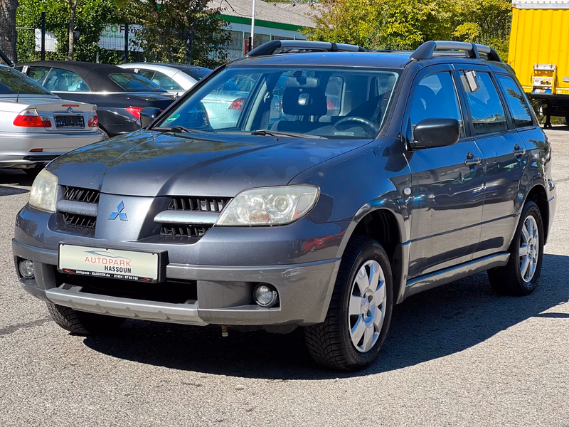 Mitsubishi Outlander 2.0 Invite TÜV 11/23 AHK PDC Klima Hagelschaden