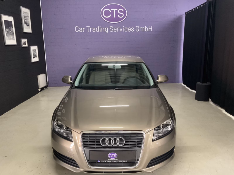 Audi A3 Sportback 1.4 TFSI Attraction / 1 Hand