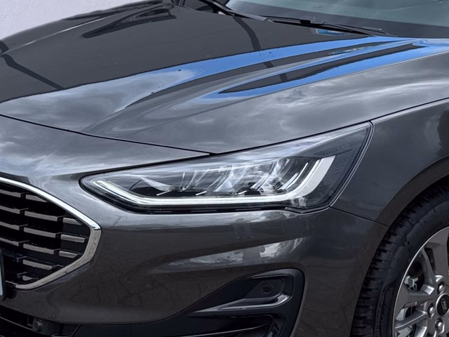 Ford Focus Turnier Titanium Edition +LED+WINTERPAKET+ - bilder 4