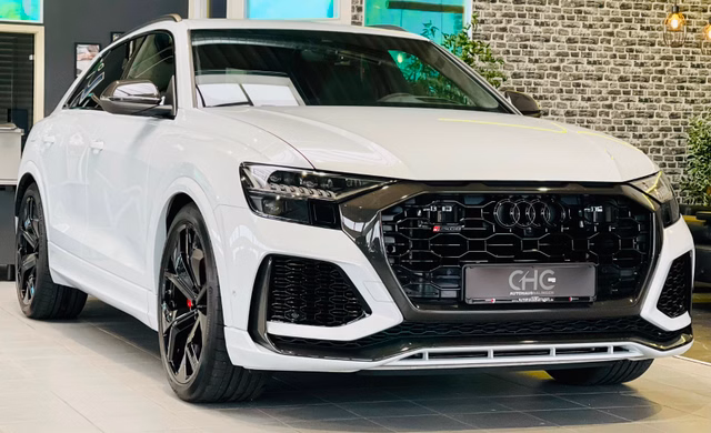 Audi RS Q8 4.0 TFSI quattro|KERAMIK|CARBON|VOLL Jahreswagen Kaufen | EZ 05/2022 | Preis 163.500 €