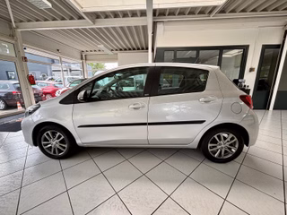 Toyota Yaris Edition-S 1,3l Aut. Kamera Bluetooth - bilder 4