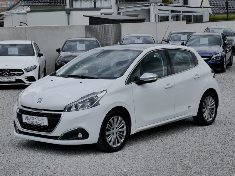 Peugeot 208 PureTech 110 EAT6 Allure *AUTOMATIK*NAVI*SHZ