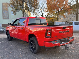 Dodge RAM Laramie Night Premium + 3 Jahre Garantie AHK + elekr. Heckklappe + Beifahrerdisplay - foto 8