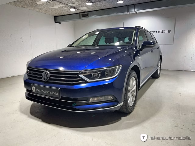 Volkswagen Passat 2.0 TDI Variant DSG 4Motion Comfortline Navi ACC Gebrauchtwagen Kaufen | EZ 09/2018
