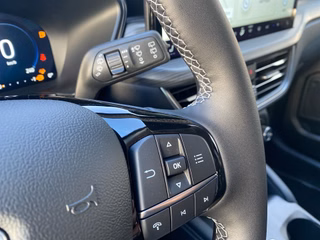 Ford Kuga FHEV Active X AWD +MATRIX+ERGONOMIESITZE+ - bilder 11