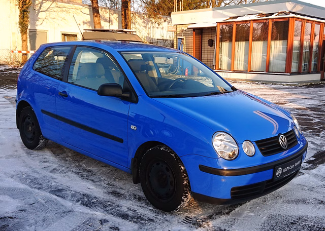 Volkswagen Polo 1.2 Trendline  SITZHEIZ./TÜV /GANZJAHRESREIFEN - bilder 1