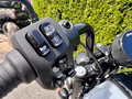 Daumennagel 17 - Indian Chief Bobber Dark Horse Storm Gray 4-Zoll-Touchscreen