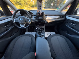 BMW 218i Tourer Active*Klimaautomatik*Pdc*Shzg*2.HD - foto 1