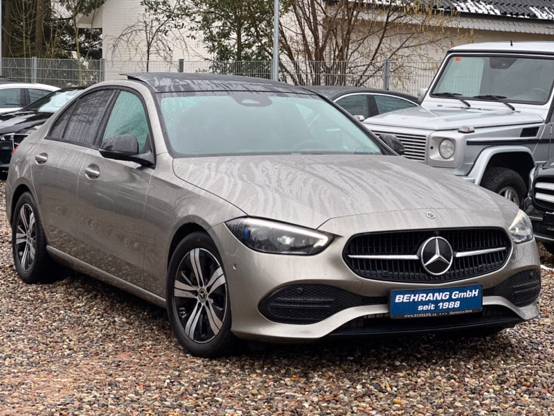 Mercedes-Benz C300 AVANTGARDE *PANO*360°KAM*AMBIENTE*MBUX*
