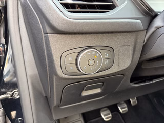 Ford Focus Turnier ST-Line 2.0 TDCi +NAVI+PDC+RFK+WINTERPAKET+ - bilder 4