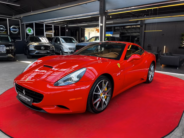 Ferrari California F1 CAM / NAVI / LED / - foto 2