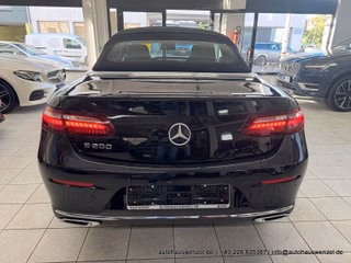 Mercedes-Benz E 200 Cabrio Aut. - LEDER KAMERA 19-ZOLL AIRCAP - foto 37