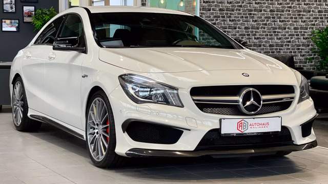 Mercedes-Benz CLA 45 AMG 4MATIC Performance|CARBON|KAMERA|Exkl. Gebrauchtwagen Kaufen | EZ 09/2016 | Preis 33.990 €