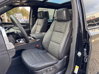 Cadillac Escalade ESV 6.2 V8 Platinum Sport 24" Modell 2026 - bilder 15