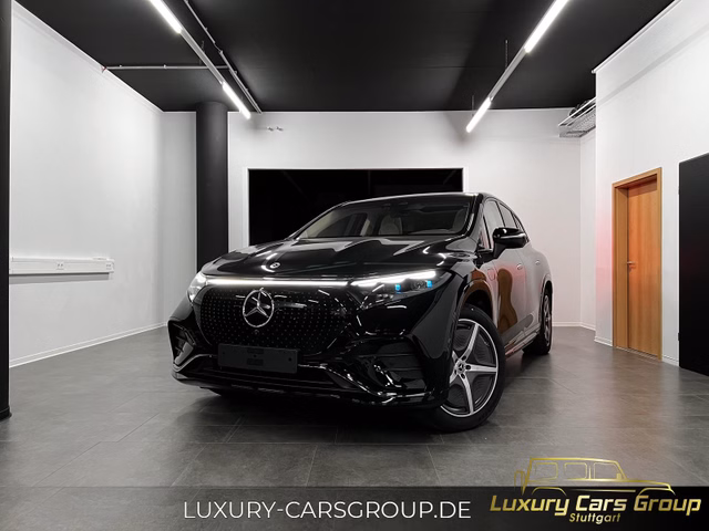 Mercedes-Benz EQS 580 SUV 7SeaterPano-AMG-360-Hyper-Burm New vehicle for sale | First registration 