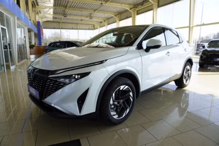 Nissan Qashqai 1,3 DIG-T Xtronic Pano/Head-Up/LED/el.Klappe  **