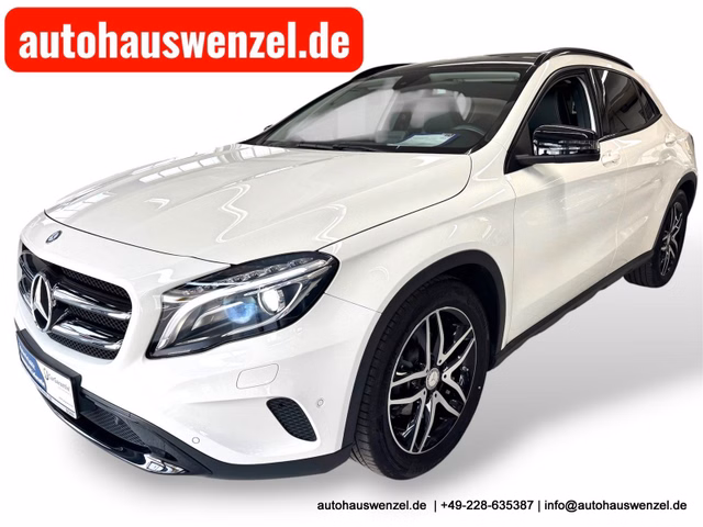 Mercedes-Benz GLA 180 6-Gang - nur 61 tkm - PANO KAM STANDHEIZ Used vehicle for sale | First registration 10/2016 | Price 16.990 €