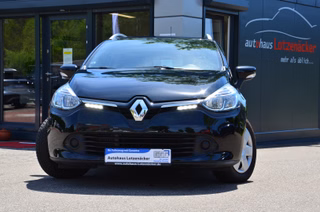 Renault Clio IV Grandtour Limited 1.Hand | AHK | 8-fach | HU-NEU Used vehicle for sale | First registration 06/2016 | Price 8.990 €