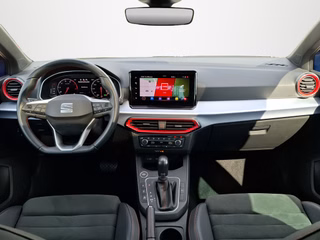 SEAT Ibiza 1.0 TSI FR Pro Black Edition DSG / PANORAMA / NAVI / KAMERA - foto 5