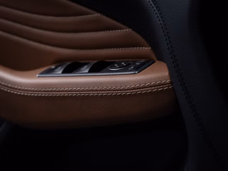 Mercedes-Benz GLE 43 AMG  DISTR PANO H-K AHK 360° - bilder 16