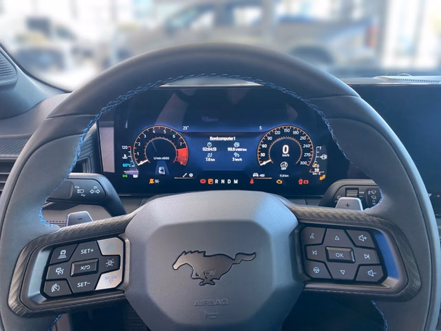 Ford Mustang Fastback DARK HORSE + RECARO - bilder 6