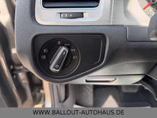 Volkswagen Golf VII Variant*2.HAND*BI-XENON*KLIMA*NAVI*TEMP - bilder 2