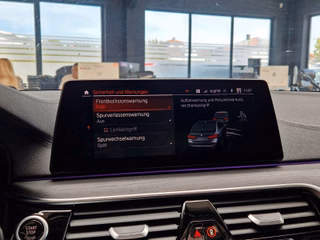 BMW 530d xDrive Luxury Line*KAMERA*CARPLAY*HEBEDACH* - bilder 8