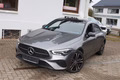 Daumennagel 1 - Mercedes-Benz CLA 250 e Progressive Line Edition DCT PANORAMA=AMBIENTE=LED=LEDER
