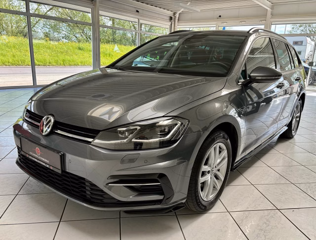 Volkswagen Golf 2.0 TDI Aut.Highline*R-Line*LED*ACC MASSAGE Gebrauchtwagen Kaufen | EZ 09/2019