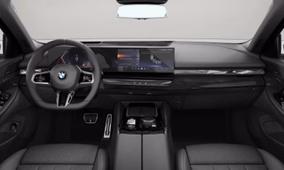 2027 BMW 530i xDrive - photo 7