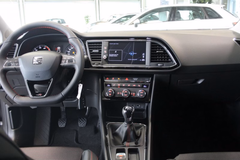 Seat Leon ST 1.4 TSI FR NAVI PANORAMA 18" FACELIFT
