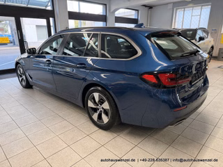 BMW 520 d Touring LEDER ACC AHK SITZKLIMA KOMF-SITZ - foto 9