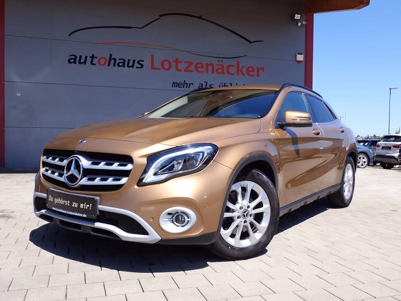 Mercedes-Benz GLA 250 4Matic AHK|NAV|DAB|LED|LEDER|360°