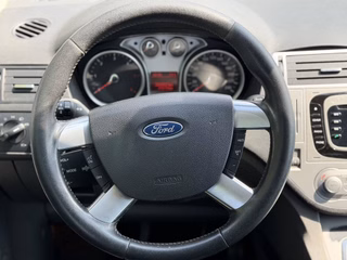 Ford Kuga Titanium AHK / 4x4 / AC /1.Hand - foto 13