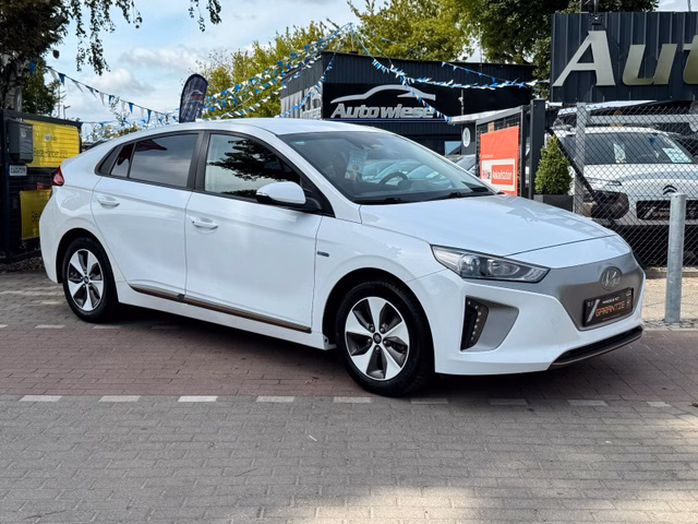Hyundai IONIQ IONIQ Trend Elektro*Navi*LED*CarPlay*99,7% - bilder 1