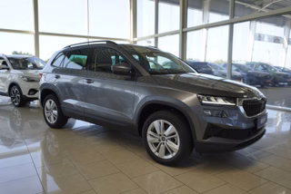Skoda Karoq 1,5TSI DSG aAHK/Navi/Kamera/LED/ACC/Winterp.  **