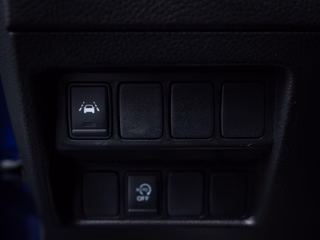 Nissan Qashqai 1.2 Visia*PANO*360°*AHK*NAVI - bilder 9