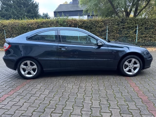 Mercedes-Benz C 200 C Sportcoupe C 200 CDI/Rentnerfahrzeug, - foto 9