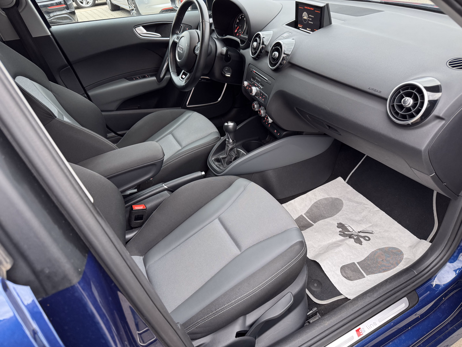 Audi A1 1.4 TFSI Sportback S Line Sportpaket KLIMAAUTOMAT/SHZ/BOSE