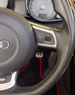 Audi R8 Spyder 4.2 FSI quattro NAVI SHZ - foto 8