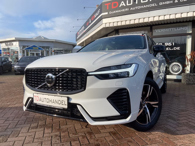 Volvo XC60 R Design 2WD Mild-Hybrid DistronicPlus Leder Kamera Digital Gebrauchtwagen Kaufen | EZ 11/2021 | Preis 43.900 €